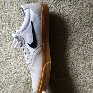 Nike SB Chron Solarsoft Skate shoes